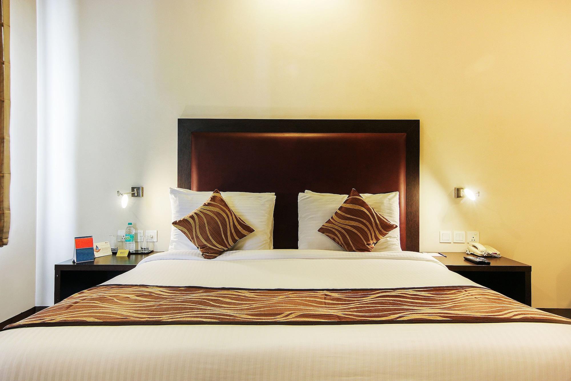 Vibe By The Lalit Traveller Hotell Faridabad Eksteriør bilde