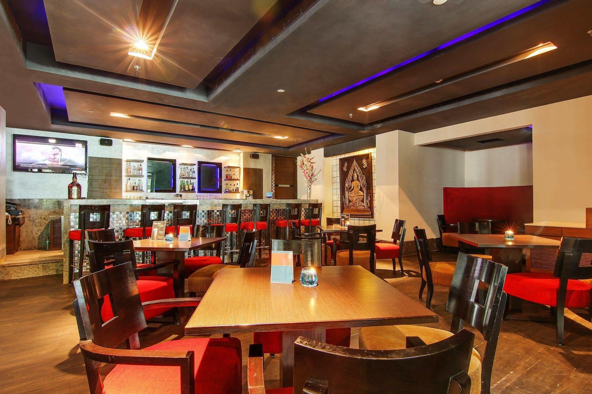 Vibe By The Lalit Traveller Hotell Faridabad Eksteriør bilde